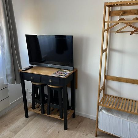 Studio Le Bali Avec Wifi A 100M De La Plage Apartment La Seyne-sur-Mer Bagian luar foto